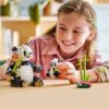 LEGO Creator 3w1 Dzikie Zwierzęta: Rodzina Pandy - Pingwiny lub Orka - Zestaw Kreatywny 31165